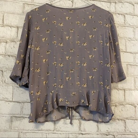 American‎ Eagle Outfiter Floral Top Size XS - Picture 2 of 9